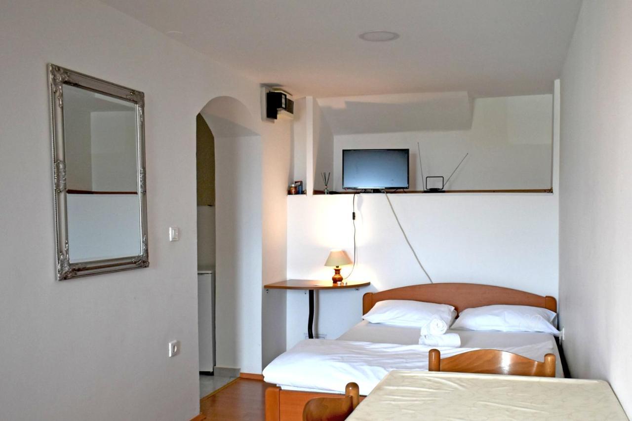 Studio Apartment Tonka Šibenik Exteriör bild